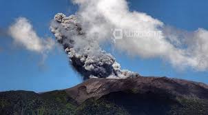 Erupsi Gunung Marapi 2025: Antara Bencana Alam dan Dinamika Politik Nasional