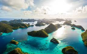 Pariwisata Indonesia 2025: Ekowisata, Digitalisasi & Kebangkitan Budaya Lokal